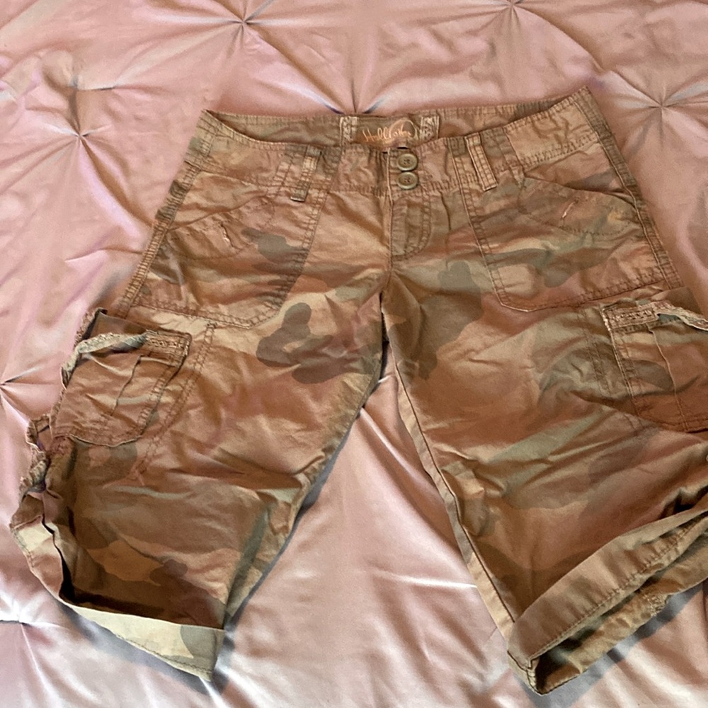 Hollister Camo Cargo Shorts - S